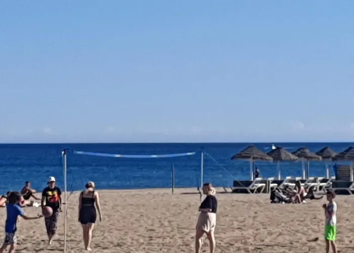 Boliches Alojamento de Acomodação e Pequeno-almoço Fuengirola